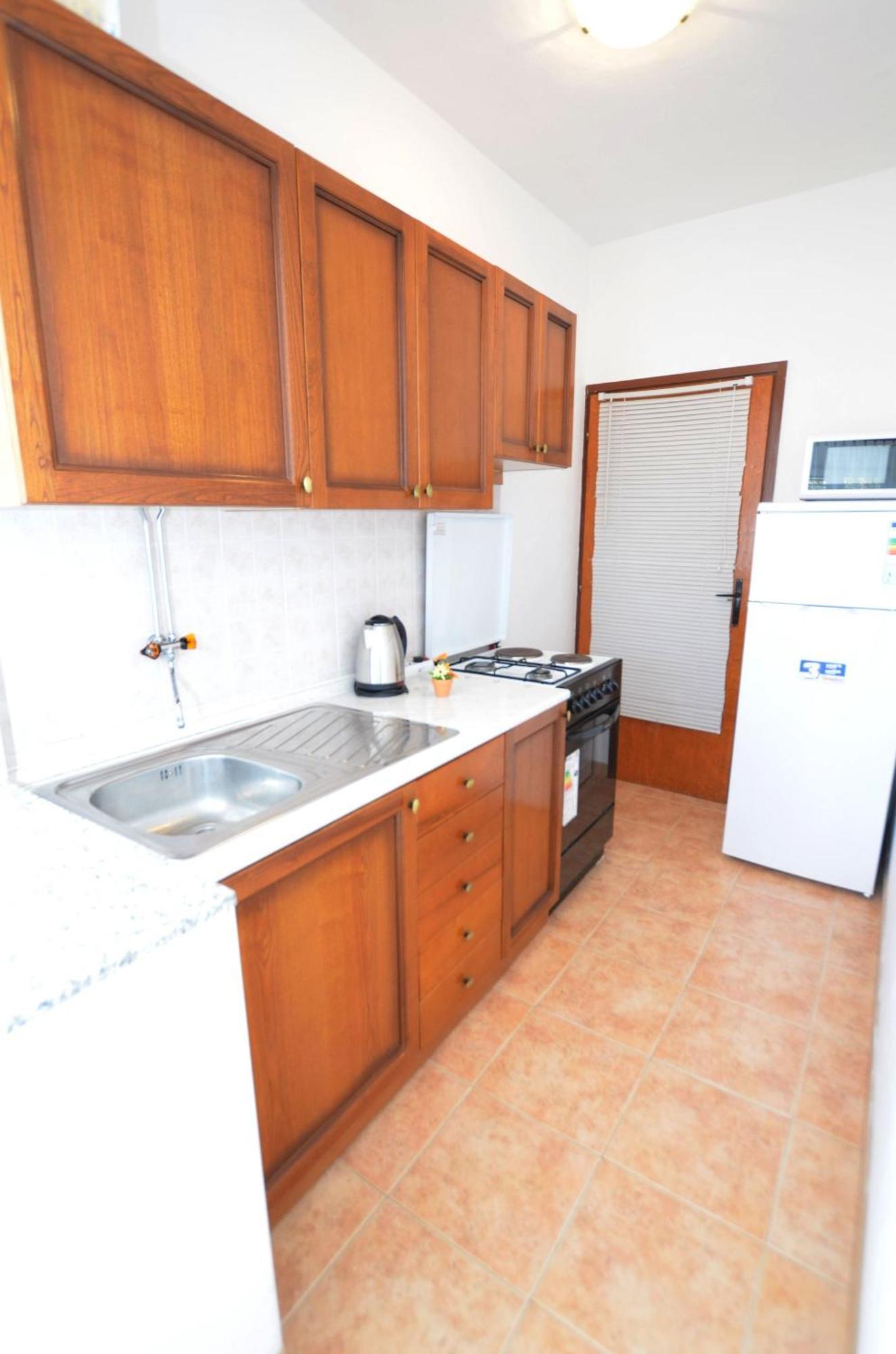 Apartments Marija - with parking Cres Bagian luar foto
