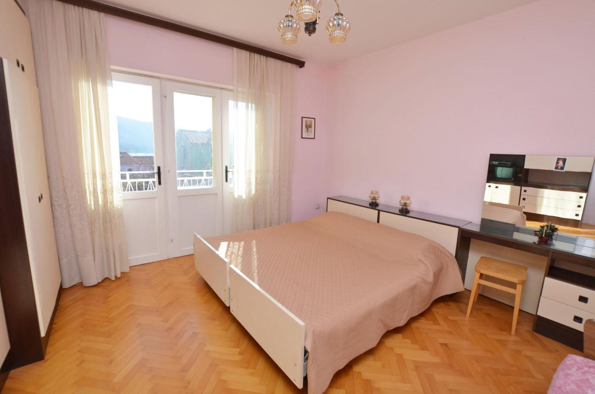 Apartments Marija - with parking Cres Bagian luar foto