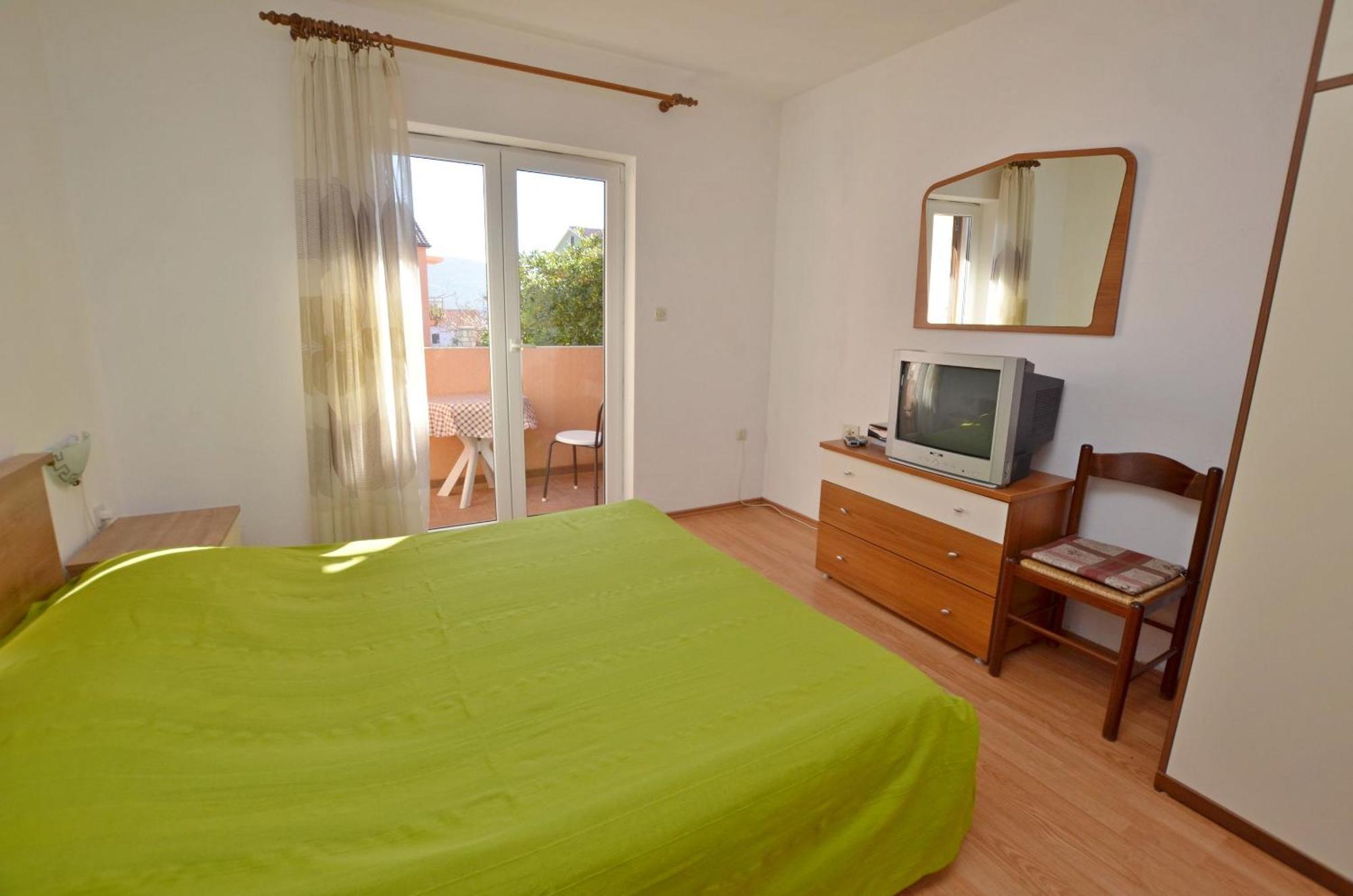 Apartments Marija - with parking Cres Bagian luar foto