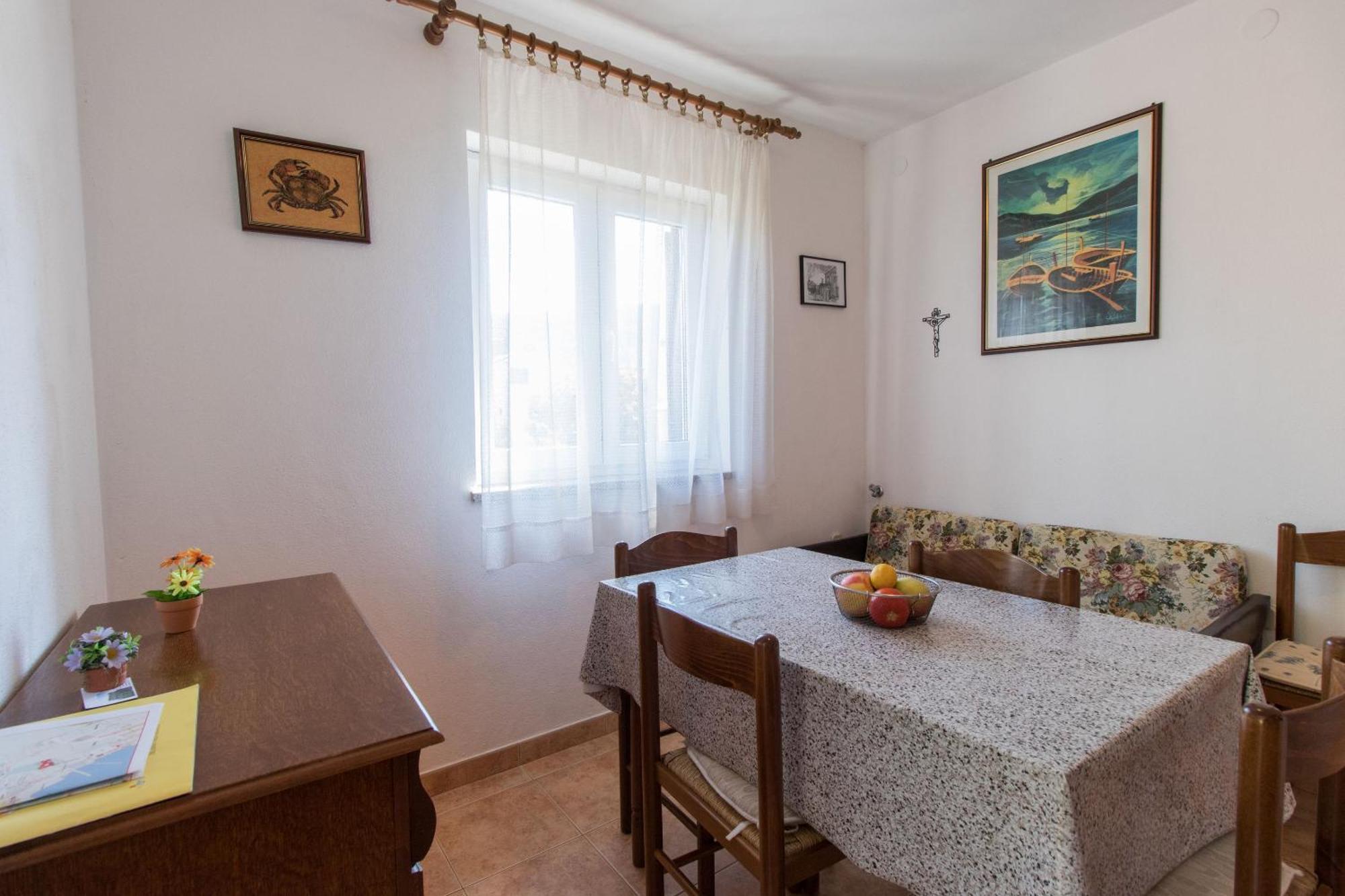 Apartments Marija - with parking Cres Bagian luar foto